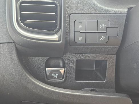 New 2025 RAM ProMaster 3500 w/ Quick Order Package 22G SLT image 17