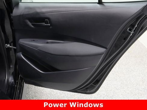 Used 2024 Toyota Corolla LE image 29