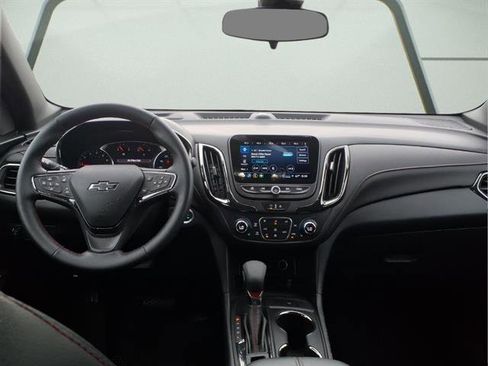Used 2023 Chevrolet Equinox RS image 11