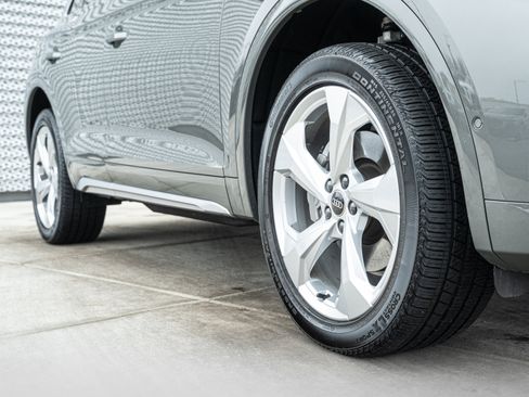 Certified 2023 Audi Q5 2.0T Prestige w/ Prestige Package image 35