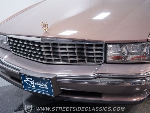 Used 1995 Cadillac De Ville Sedan FWD image 17