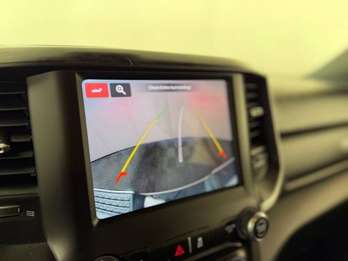 Used 2022 RAM 2500 Big Horn w/ Level 1 Equipment Group image 16