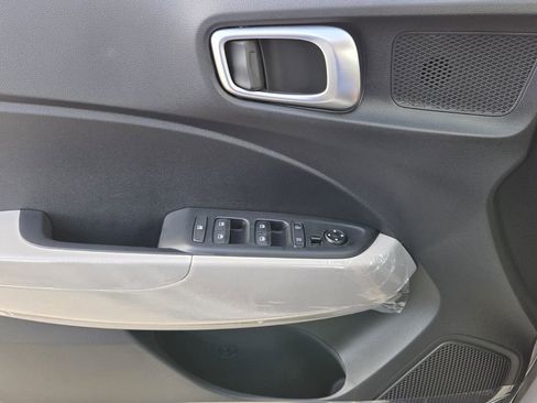 New 2026 Hyundai Venue SEL FWD image 12