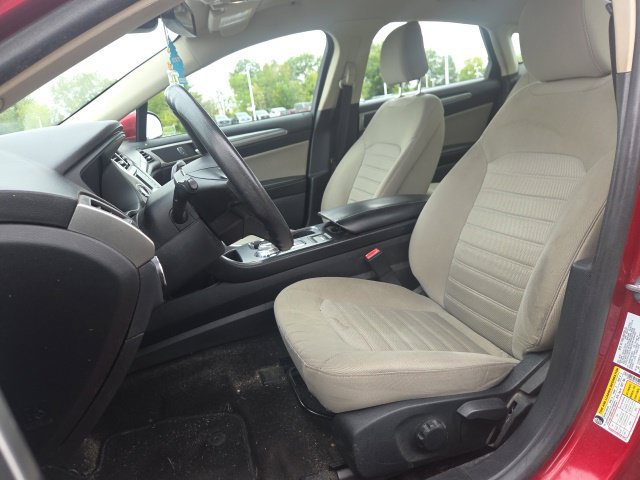 Used 2020 Ford Fusion S FWD image 19