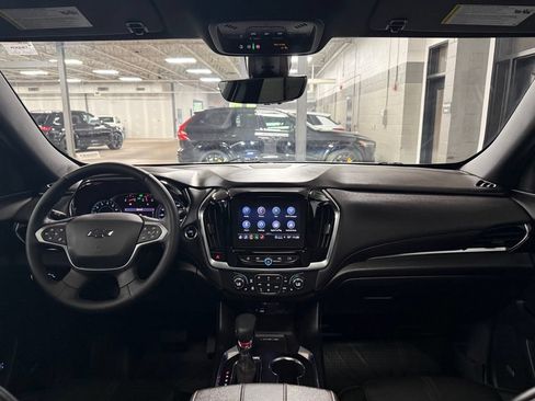 Used 2023 Chevrolet Traverse RS w/ LPO, Floor Liner Package AWD/4WD image 8