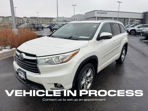Used 2016 Toyota Highlander Limited Platinum image 7