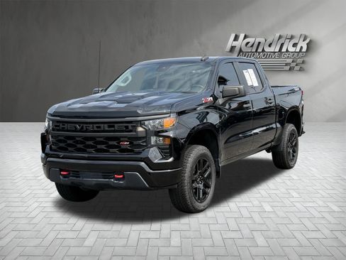 Used 2022 Chevrolet Silverado 1500 Custom Trail Boss AWD/4WD image 5