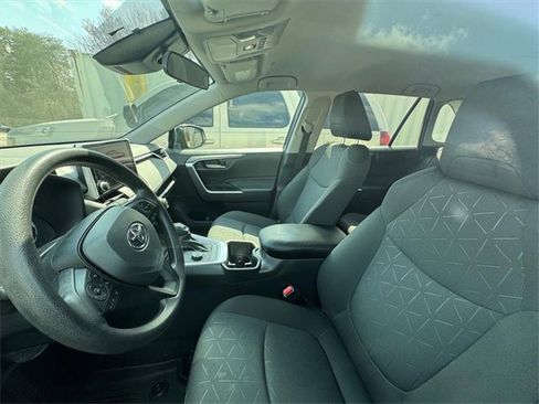 Used 2023 Toyota RAV4 XLE image 9
