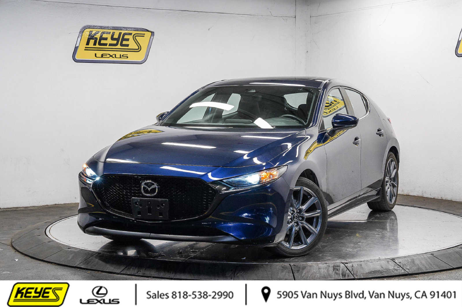 Used 2022 MAZDA MAZDA3 s FWD image 1