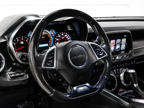 Used 2018 Chevrolet Camaro SS RWD image 20