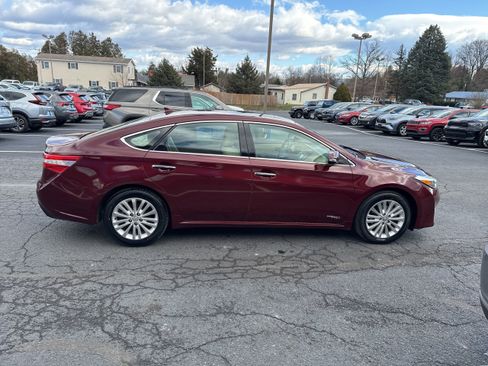 Used 2015 Toyota Avalon Limited image 7