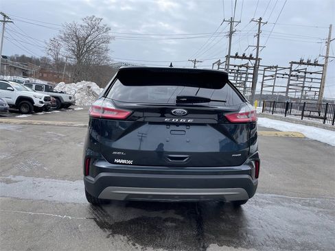 Used 2024 Ford Edge SEL image 4
