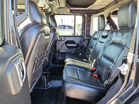 Used 2020 Jeep Wrangler Unlimited Rubicon w/ Steel Bumper Group image 10