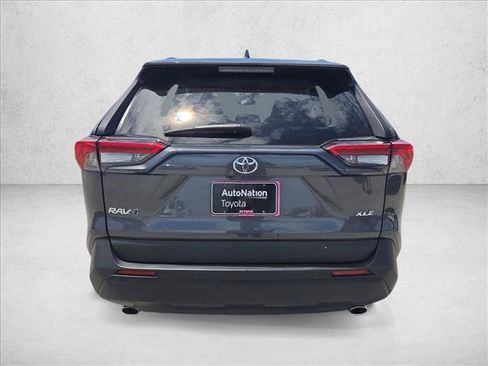 Used 2024 Toyota RAV4 XLE FWD image 7