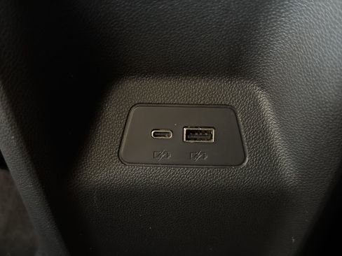 Used 2024 Buick Envision Preferred AWD/4WD image 12