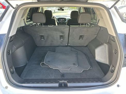 Used 2022 GMC Terrain SLE image 24