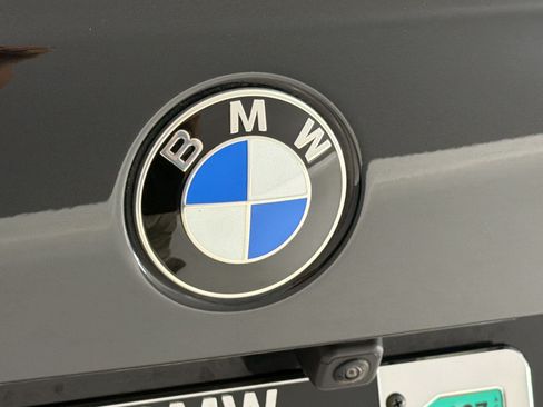 Certified 2025 BMW X5 xDrive40i w/ M Sport Package AWD/4WD image 32
