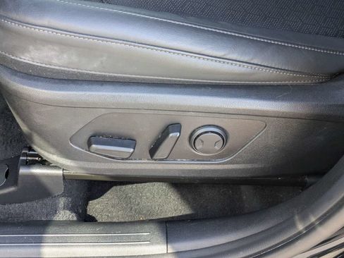 Used 2022 Kia Sorento S FWD image 21