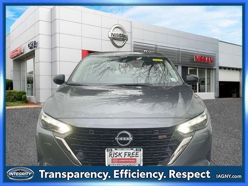 Certified 2024 Nissan Sentra SR w/ SR Premium Package image 2