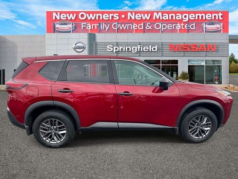 Used 2023 Nissan Rogue S AWD/4WD image 4