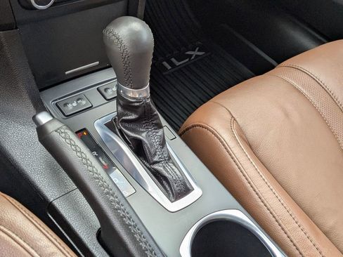 Used 2021 Acura ILX w/ Premium Package image 25