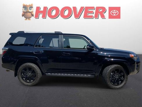 Used 2024 Toyota 4Runner SR5 Premium AWD/4WD image 2