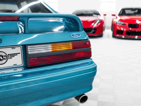 Used 1993 Ford Mustang Cobra RWD image 26
