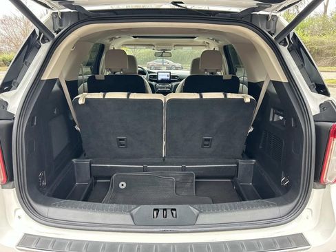 Used 2021 Ford Explorer Limited w/ Equipment Group 301A image 14