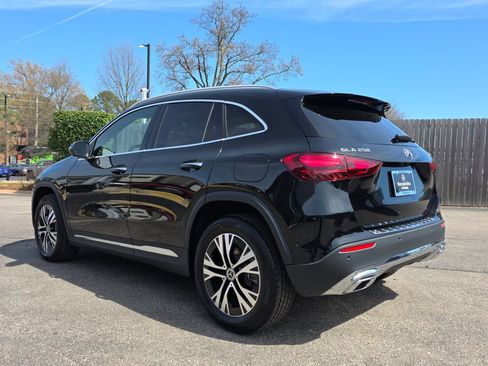 Certified 2026 Mercedes-Benz GLA 250 4MATIC image 3