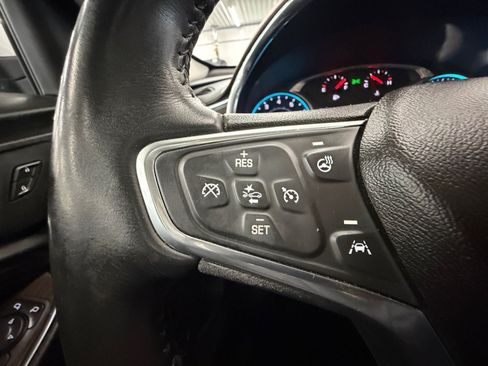 Used 2018 Chevrolet Malibu Premier w/ Premier Sun and Wheel Package FWD image 17