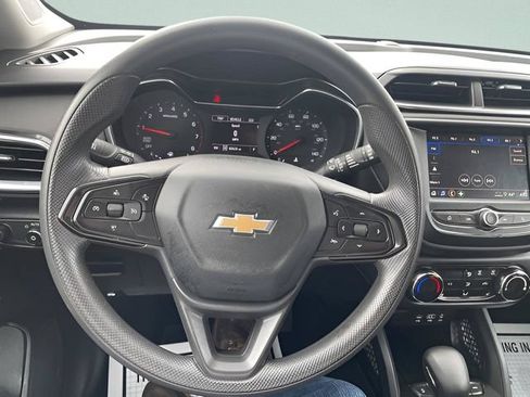 Used 2022 Chevrolet TrailBlazer LT w/ Driver Confidence Package AWD/4WD image 13