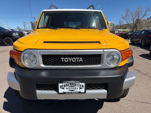 Used 2008 Toyota FJ Cruiser 4WD image 2