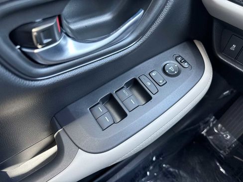 New 2026 Honda HR-V LX image 15