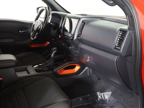 Used 2024 Nissan Frontier PRO-4X w/ Off-Road Protection Package image 21
