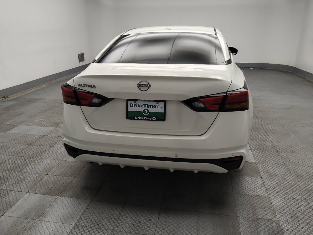 Used 2025 Nissan Altima 2.5 SV FWD image 7