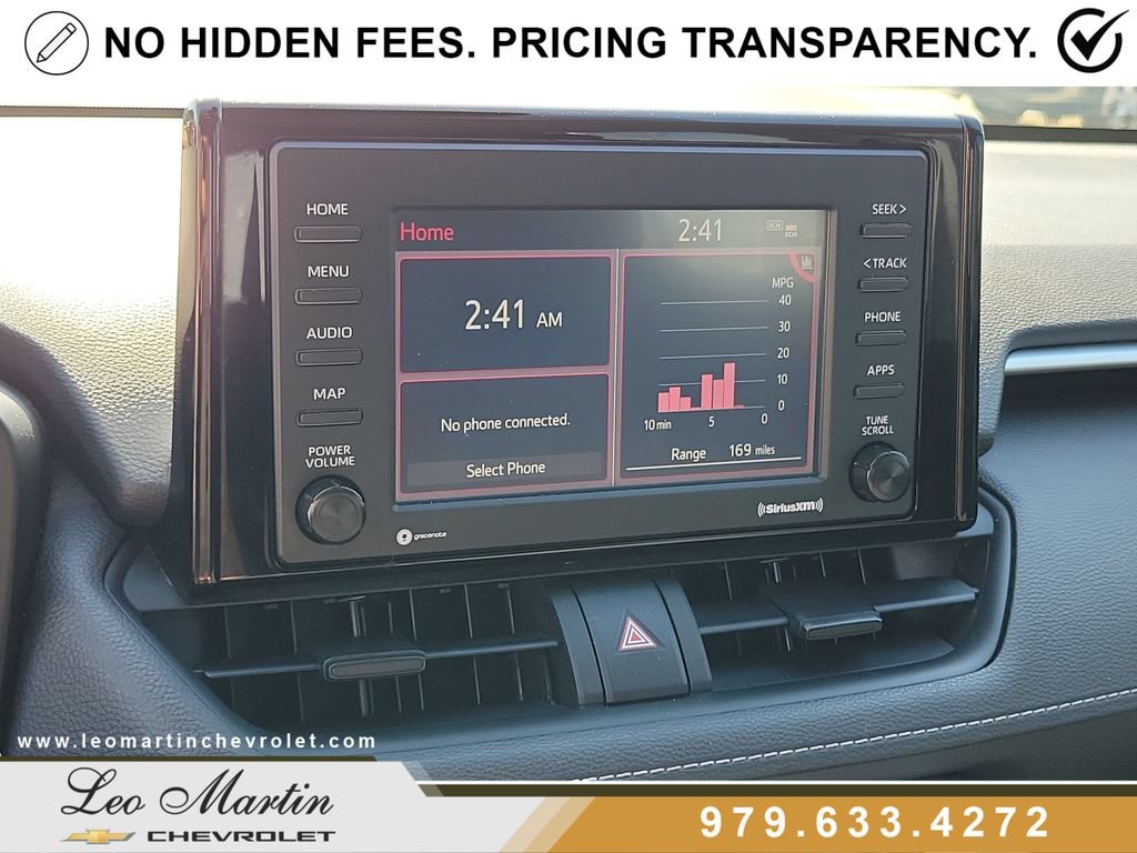 Used 2022 Toyota RAV4 LE FWD image 23