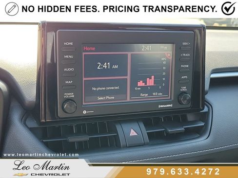Used 2022 Toyota RAV4 LE FWD image 23