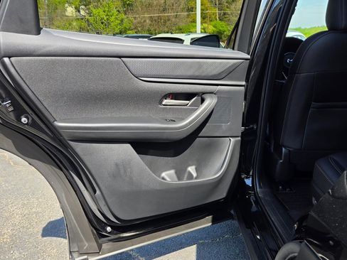 Used 2025 MAZDA CX-90 3.3 Turbo w/ Select Package image 40