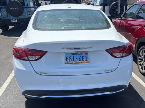 Used 2015 Chrysler 200 Limited w/ Convenience Group FWD image 5