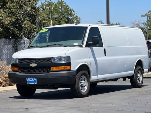 Used 2021 Chevrolet Express 2500 Extended w/ Driver Convenience Package RWD image 8