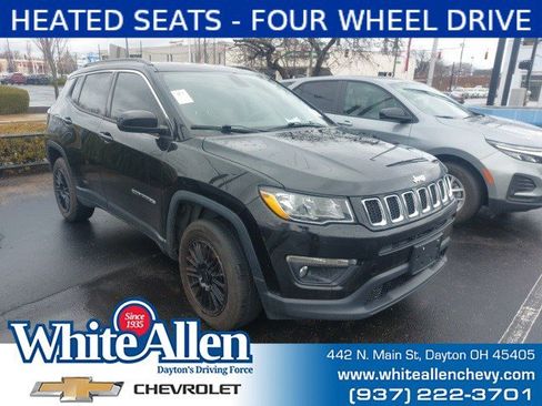Used 2019 Jeep Compass Latitude w/ Cold Weather Group image 1