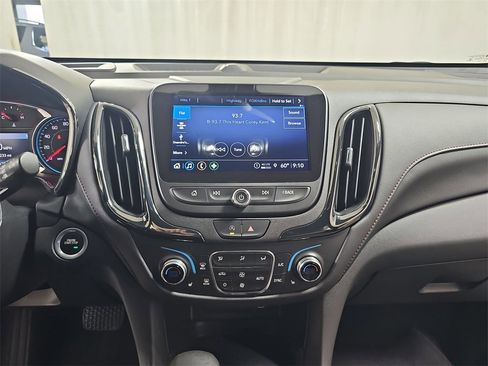 Certified 2023 Chevrolet Equinox RS w/ RS Leather Package image 25