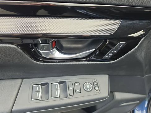 Used 2025 Honda CR-V Sport Touring image 13