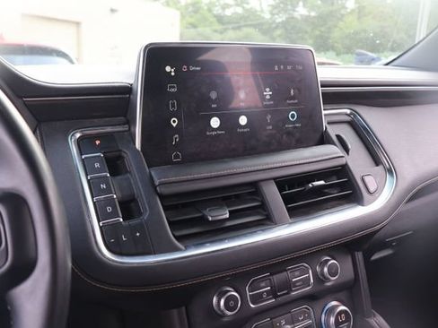 Used 2023 GMC Yukon AT4 w/ AT4 Premium Package AWD/4WD image 11