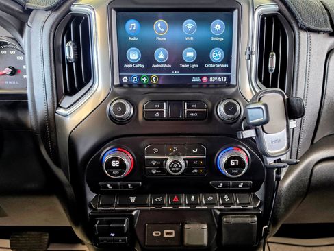 Used 2023 Chevrolet Silverado 2500 LT image 11