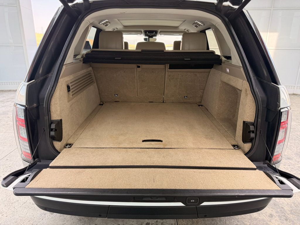 Used 2017 Land Rover Range Rover HSE AWD/4WD image 8