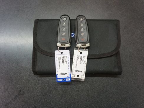 Used 2015 Ford Explorer Limited w/ Equipment Group 301A FWD image 20
