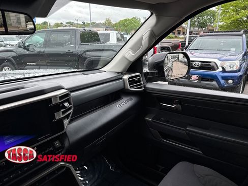 Used 2023 Toyota Tundra SR5 w/ SR5 Convenience Package AWD/4WD image 29