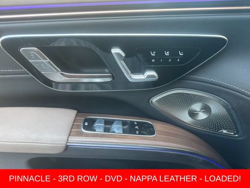 Certified 2023 Mercedes-Benz EQS 580 4MATIC SUV w/ Acoustic Comfort Package image 11