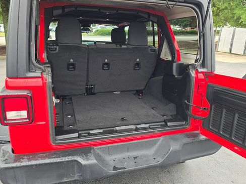Used 2024 Jeep Wrangler Unlimited Sport AWD/4WD image 13